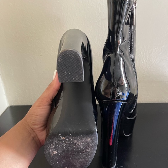 Steve Madden boots. - Picture 2 of 5